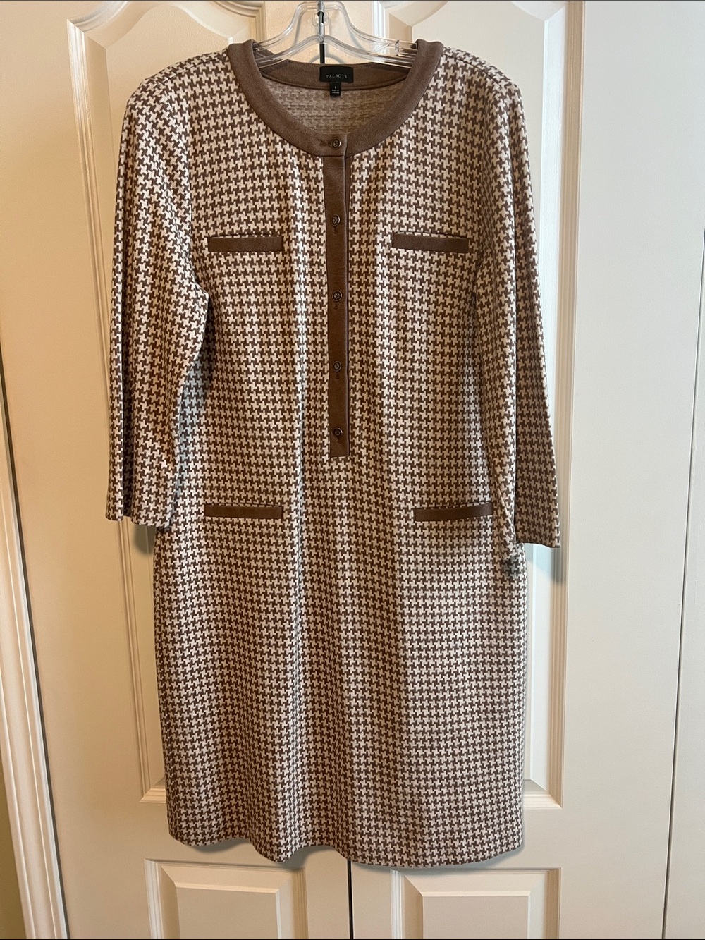 Talbots Brown and Cream Houndstooth Knit Shift Dress